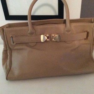 Onna Ehrlich Tan Leather Purse